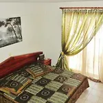 Petros מלון 3*