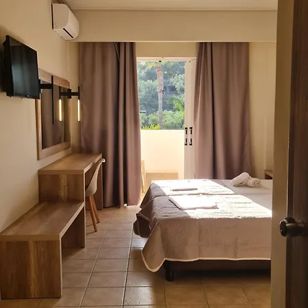Hotel Petros