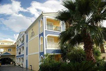 Petros Hotel 3*