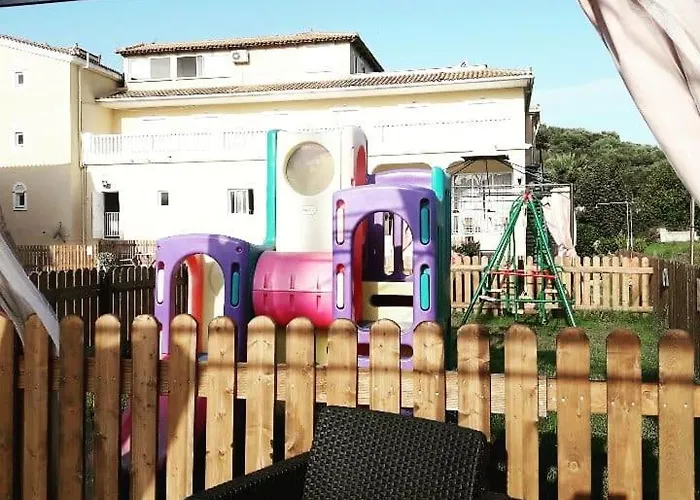 Petros Hotel