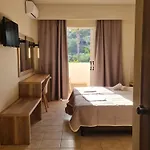 酒店 彼得罗斯酒店